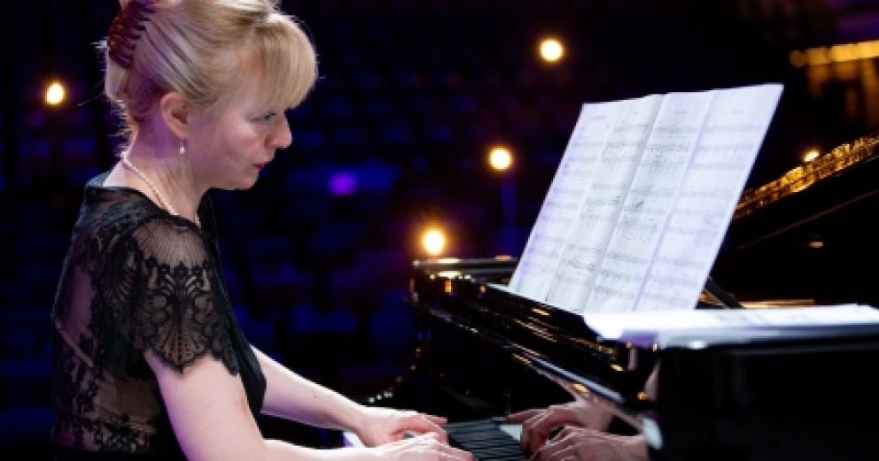 Fotogrāfijā pianiste Herta Hansena